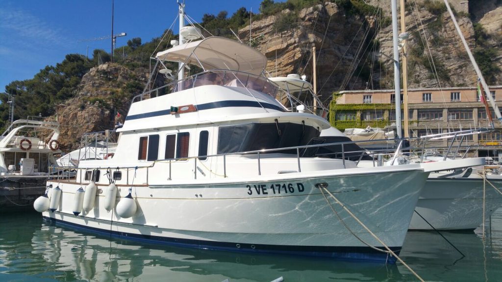 selene yachts europe brokerage